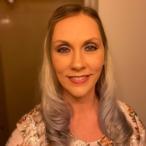 Meet your Posher, Toni